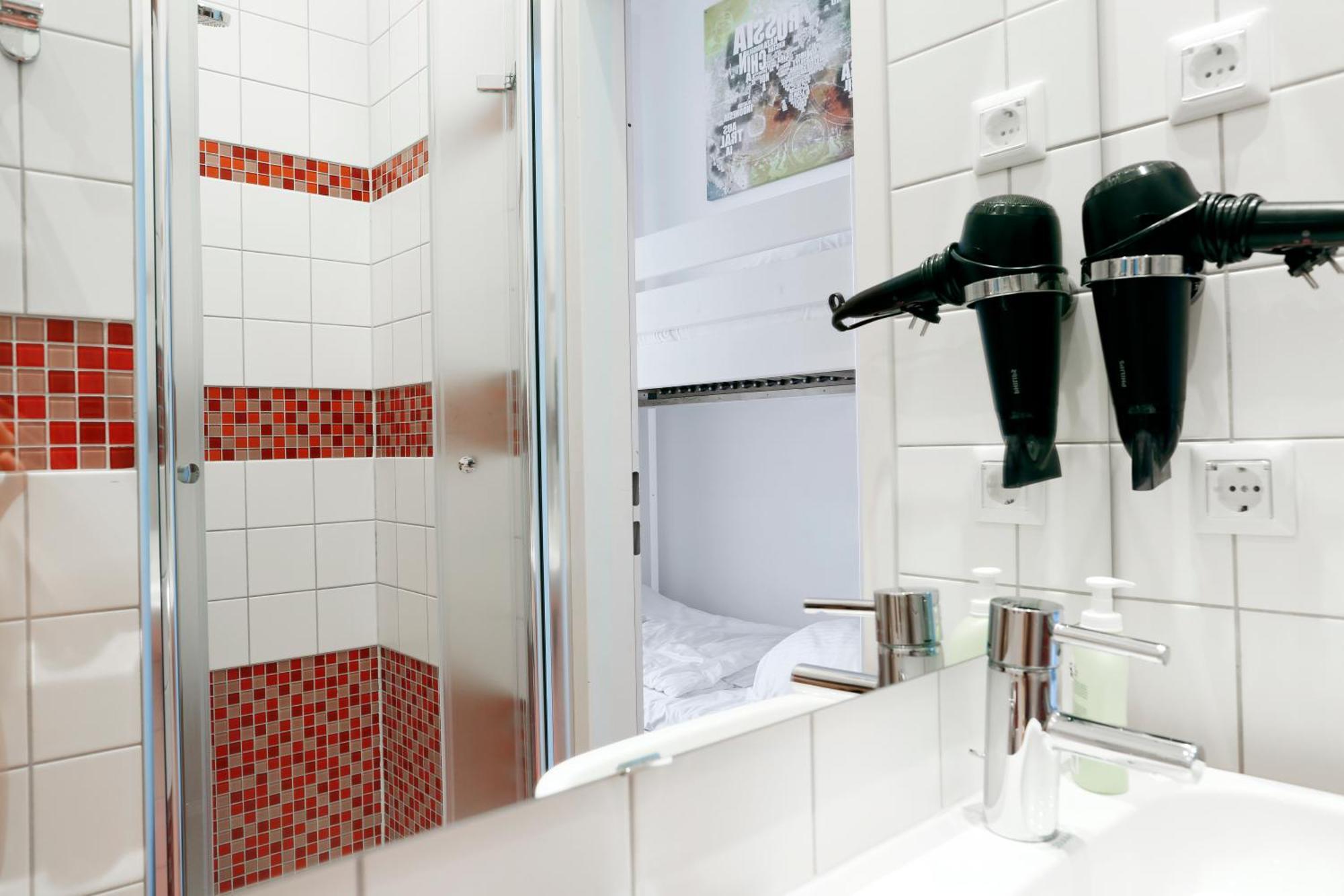 Nieb By Rockchair Apartments L Superhost Status L 3 Bedrooms Boxspringbeds 3 Bathrooms In Center "Kurfuerstendamm" - Cozy Family & Business Flair Welcomes You! Берлин Экстерьер фото