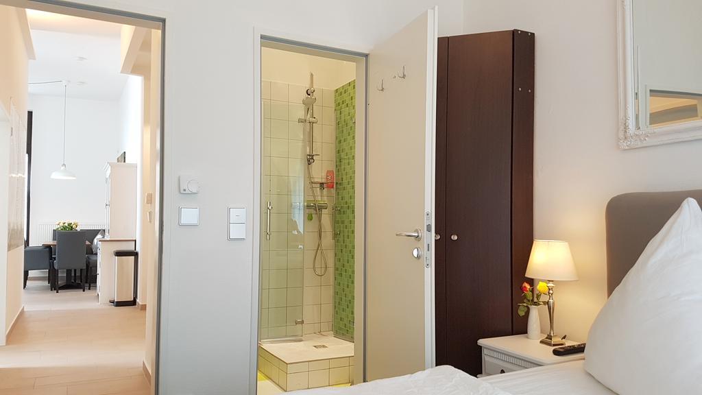 Nieb By Rockchair Apartments L Superhost Status L 3 Bedrooms Boxspringbeds 3 Bathrooms In Center "Kurfuerstendamm" - Cozy Family & Business Flair Welcomes You! Берлин Экстерьер фото